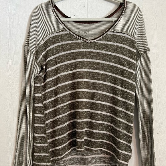 We the Free by Free People light green / grey sweater - Picture 2 of 3